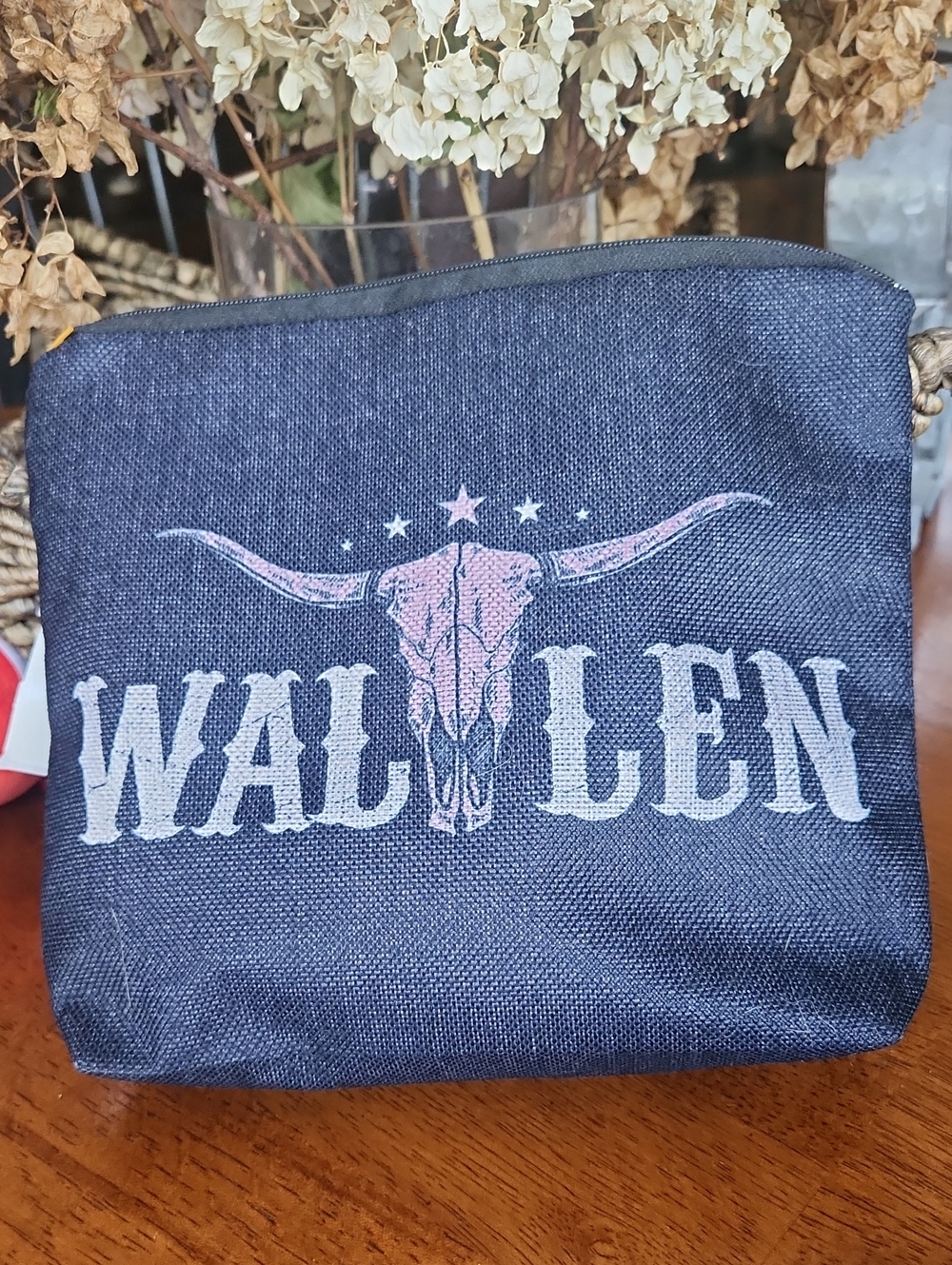 Makebup Bag with Pink Accent